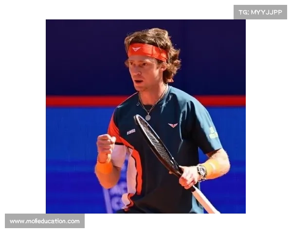 卢布列夫遭遇辛纳逆袭 红土表现成晋级障碍